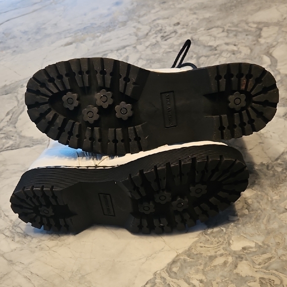 Never Worn Sincerely Jules White Combat Boots - Picture 4 of 10